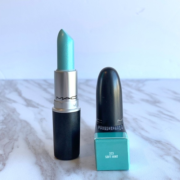MAC Cosmetics Frost SOFT HINT #323 Lipstick Limited Edition New Authentic - Picture 2 of 7